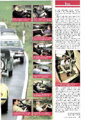 Neun Oldtimerfreunde [ausicnen c ie Autos