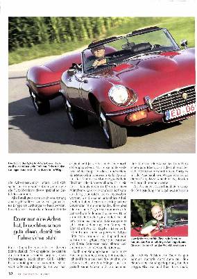 Jaguar E-Type mit Anhänger 